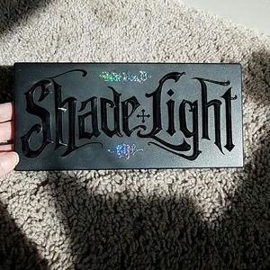 Kat Von D Shade and Light Glimmer Eyeshadow